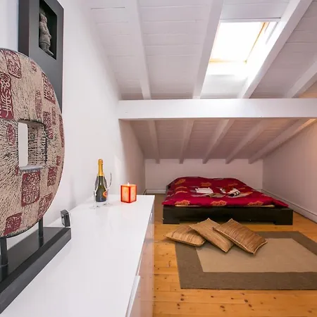 Sleeps 8 Pool