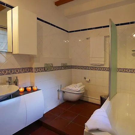 דירה Sleeps 8 Pool Faggeto Lario